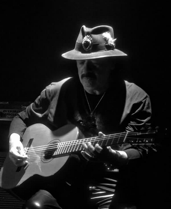 Carlos Santana y Carin leon