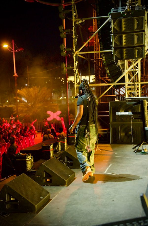 J NOA y Rauw Alejandro en Santo Domingo