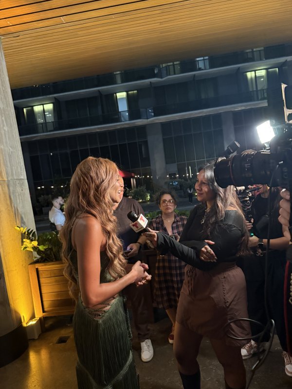 Leslie Grace en Miami presentando Ayayay