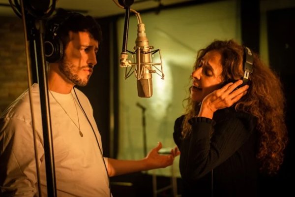 Rosario y Sebastian Yatra